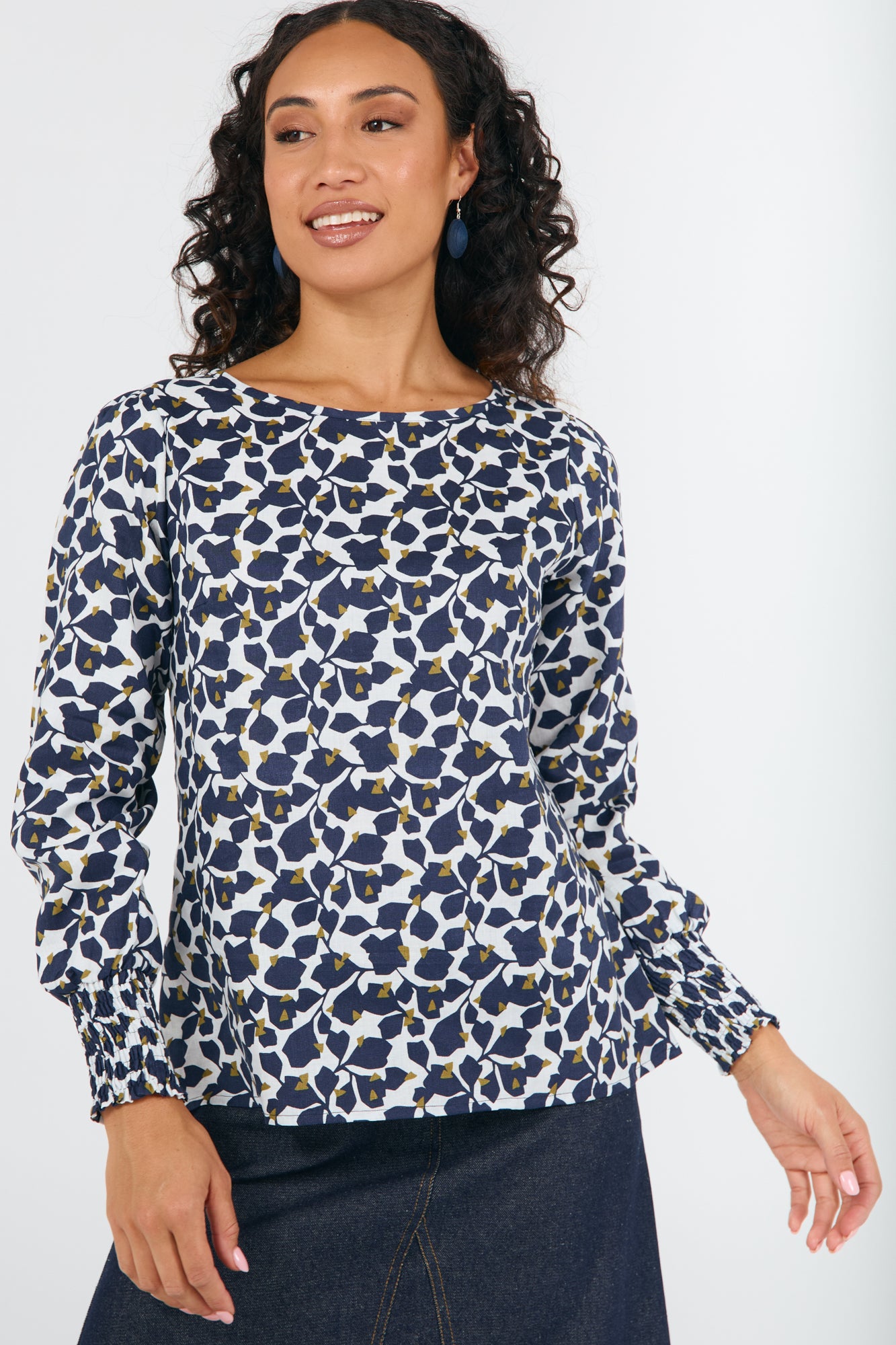 Aster Top Olive Vine