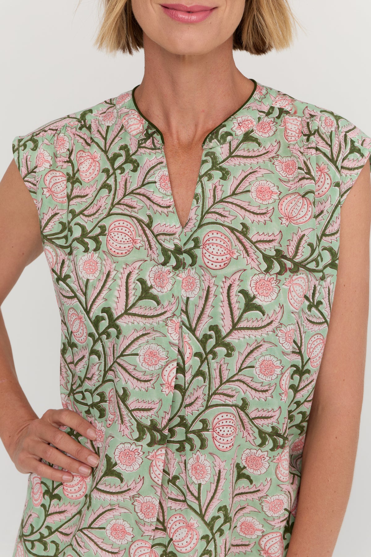 Clara Nightie Pomegranate