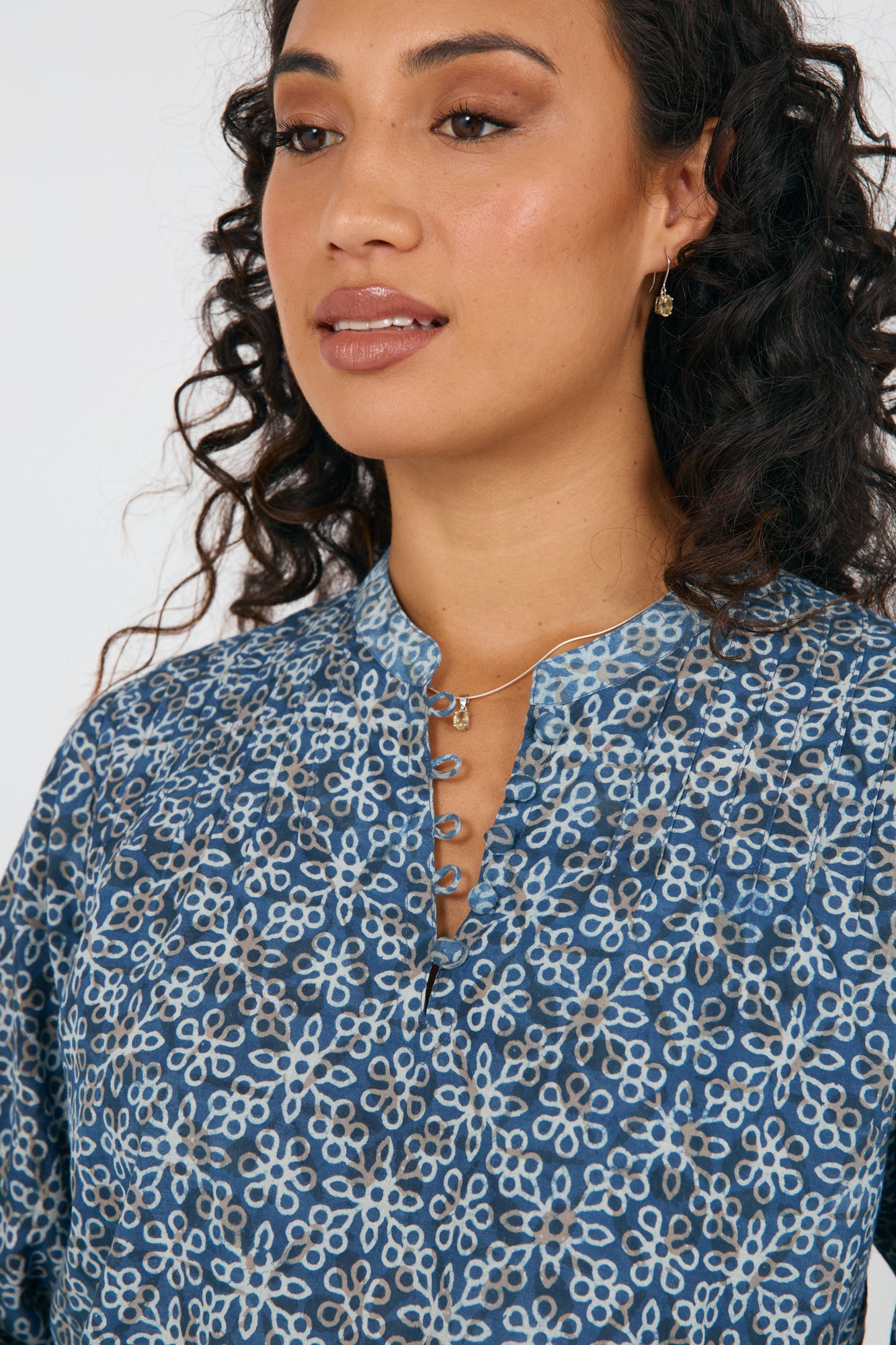 Emmie Shirt Indigo Mosaic