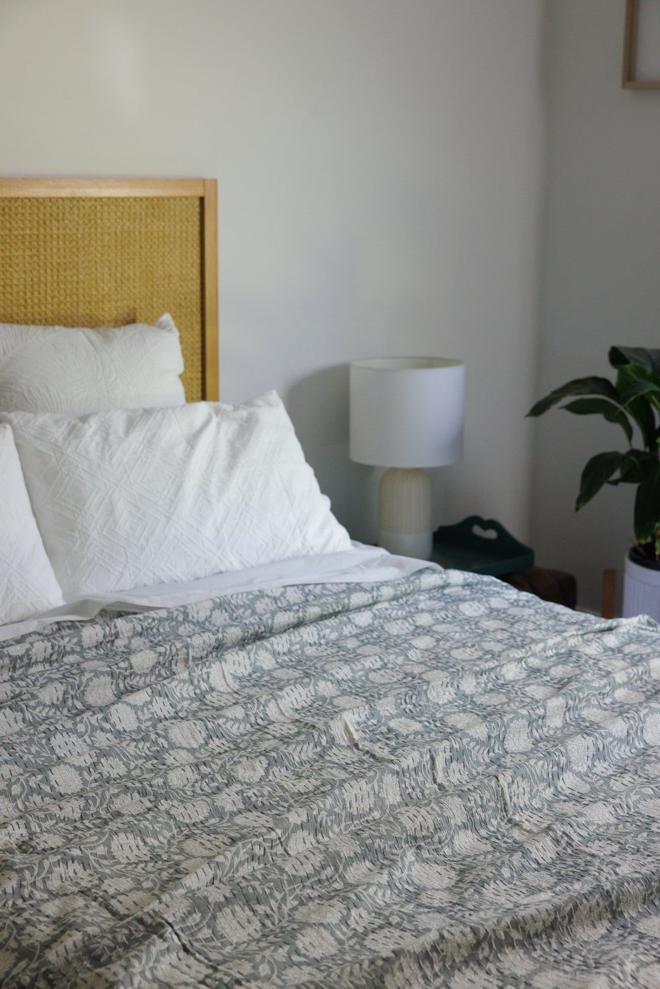 Kantha Quilt Silver Dahlia