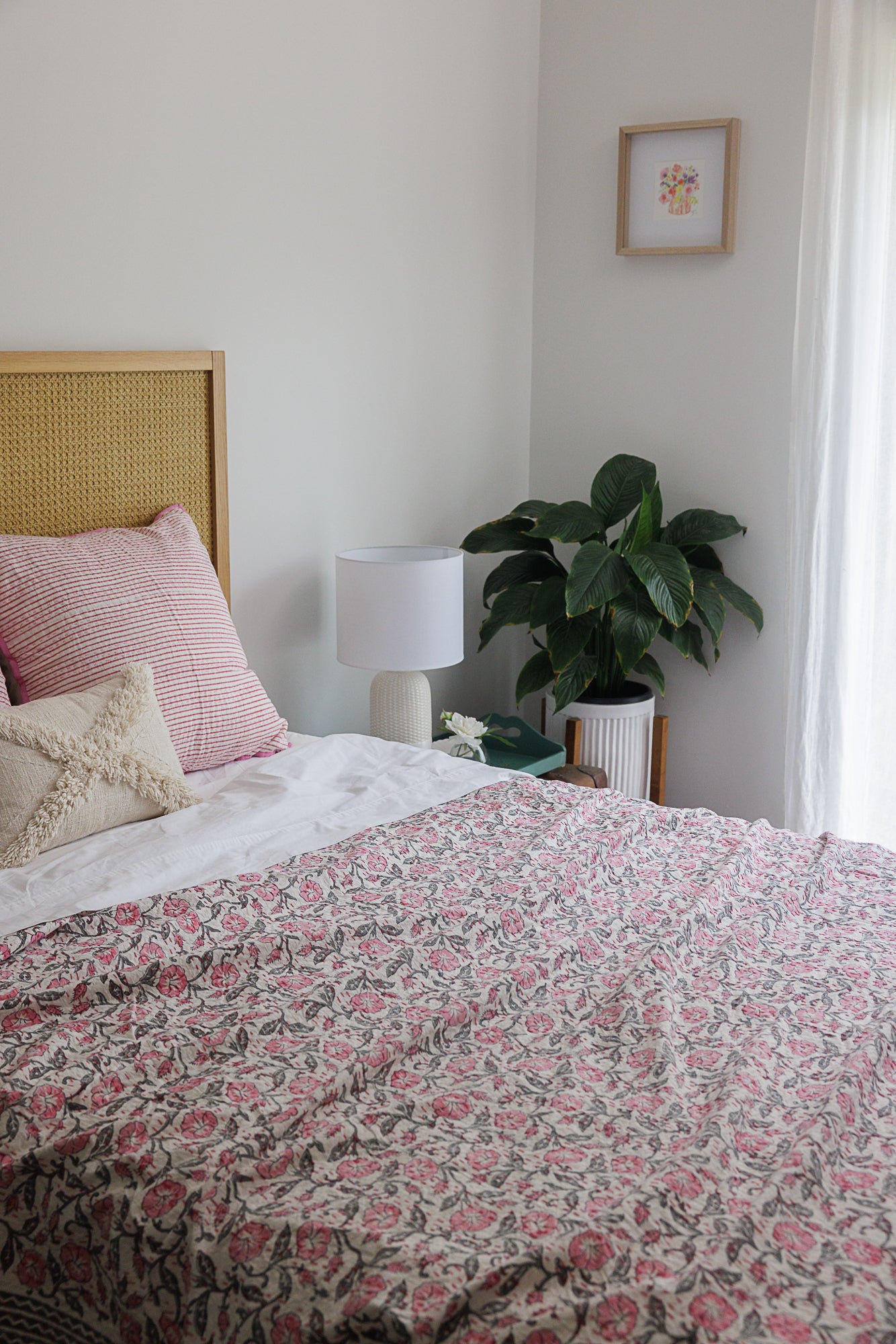 Kantha European Pillowcase Rose Pink (Piping)