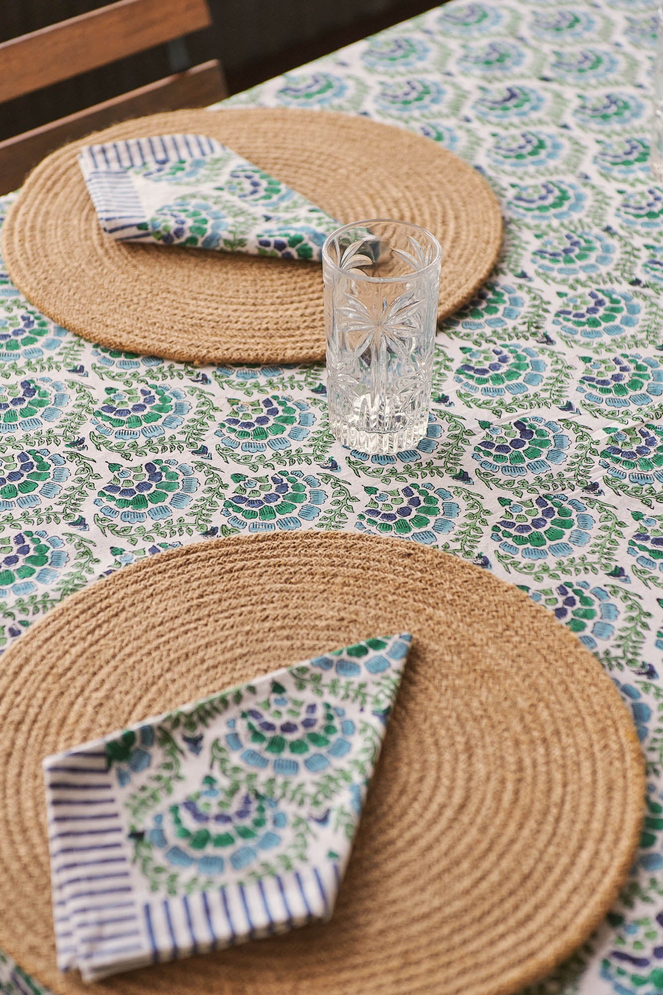 Tablecloth & Napkin Set Floral Garland