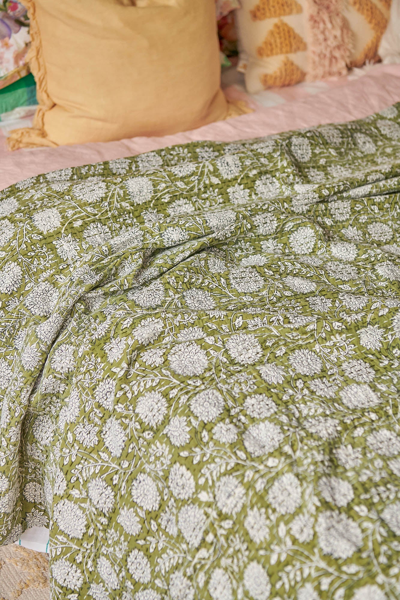 Kantha Quilt Sage Dahlia