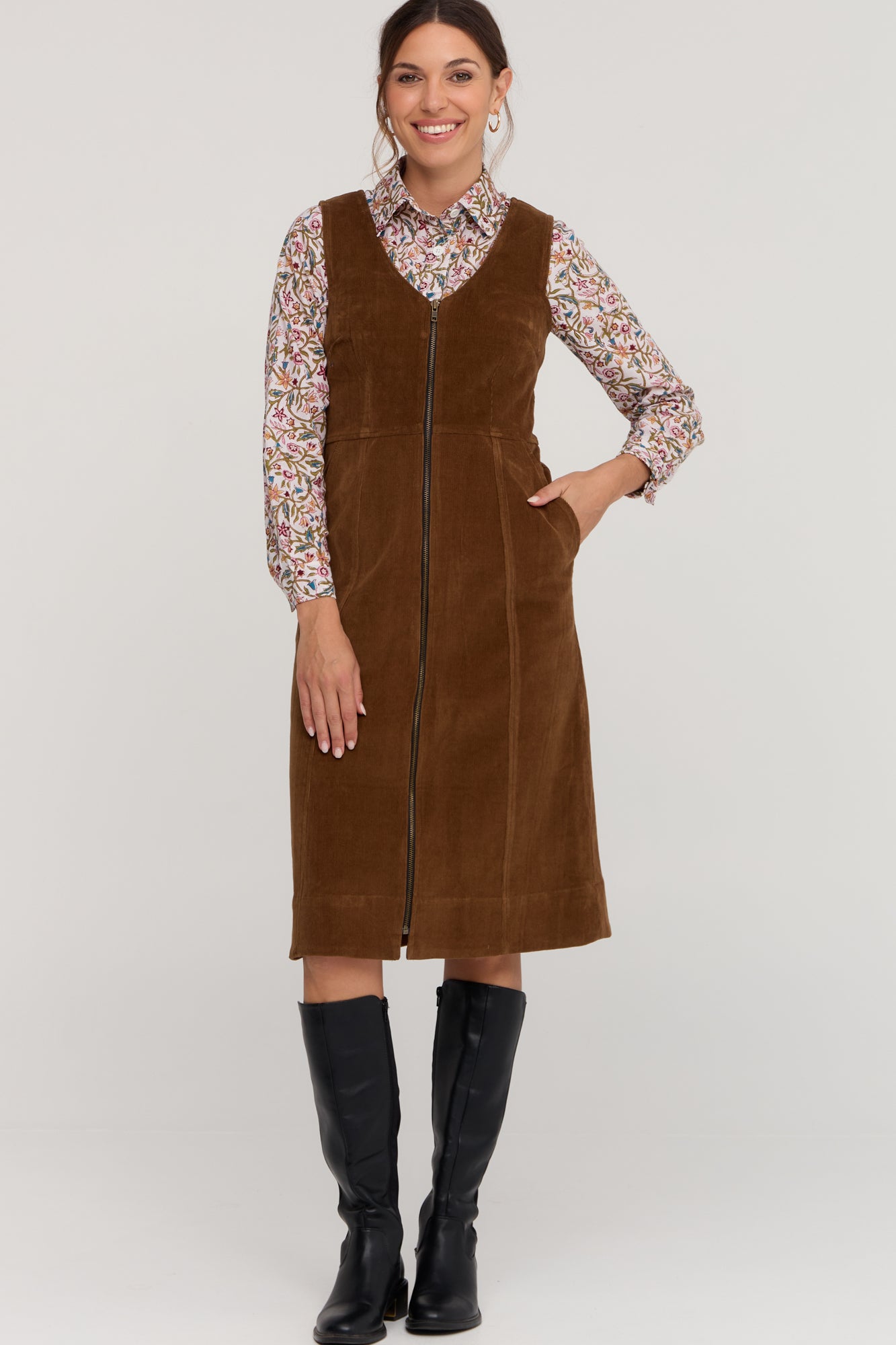Ashton Pinafore Toffee Brown