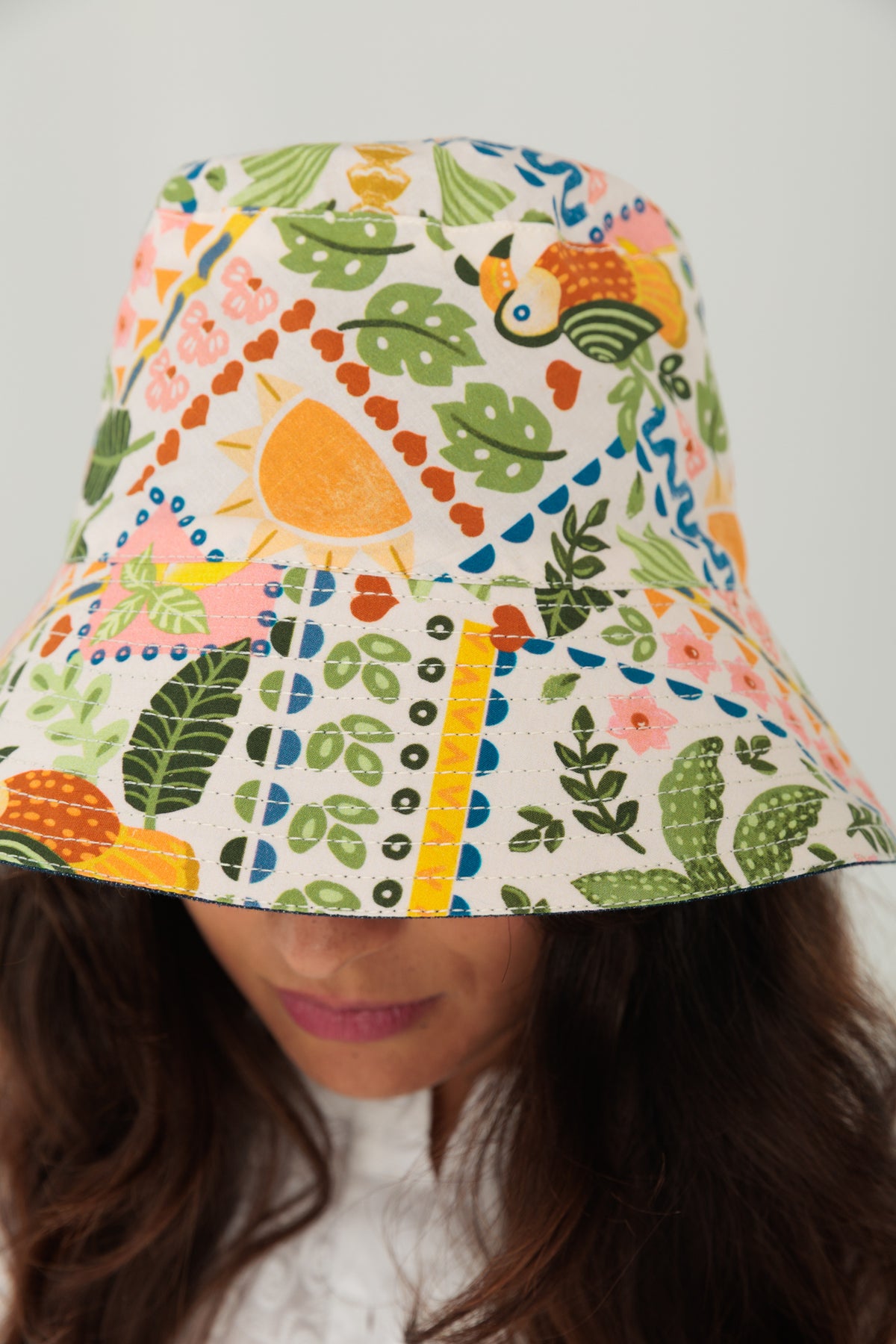 Bucket Tropical Patchwork