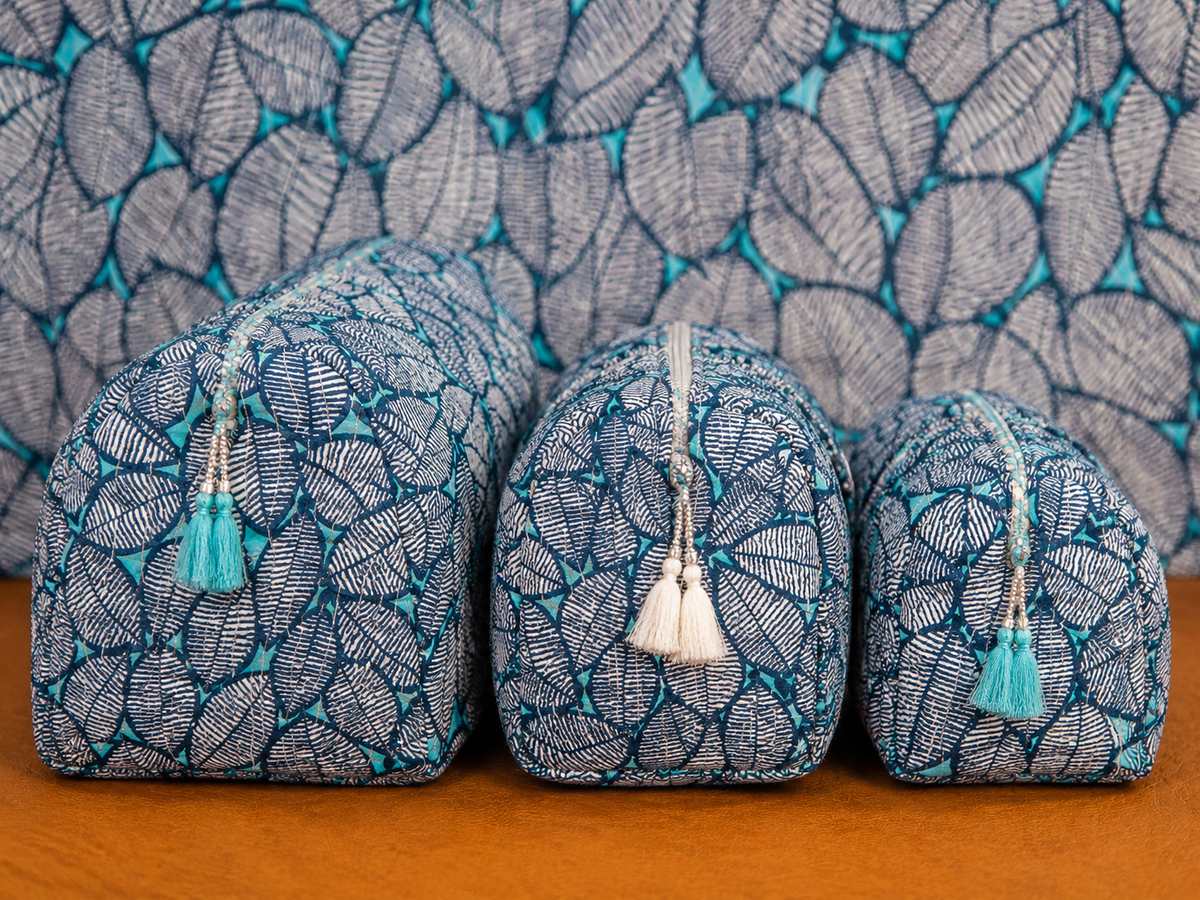 Cosmetic Bag Fallen Leaves