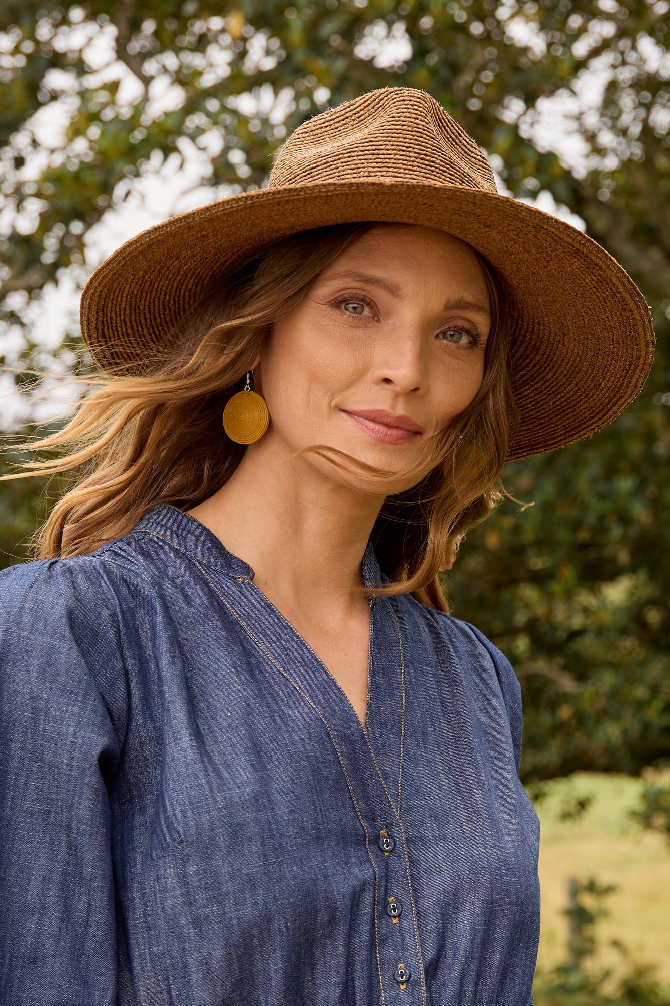 Swirl Earrings Butterscotch