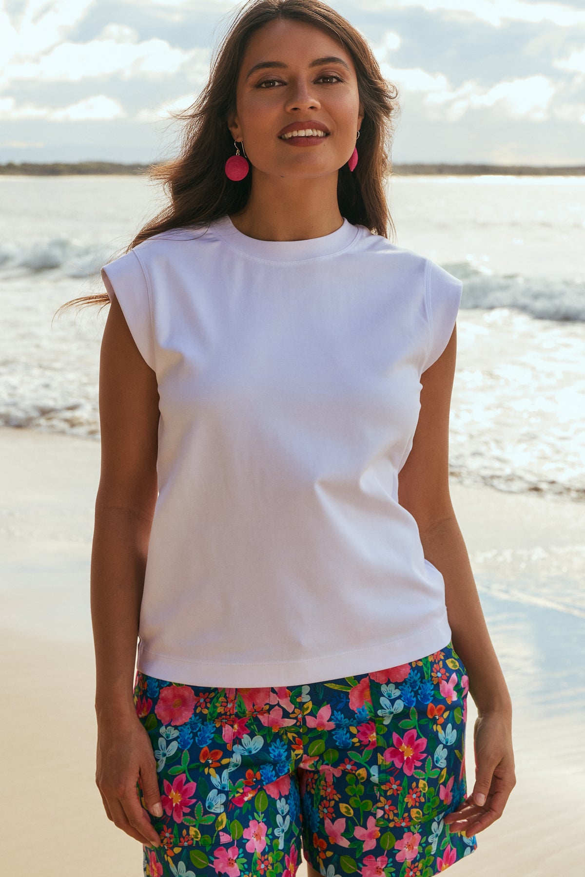 Leo Tee White