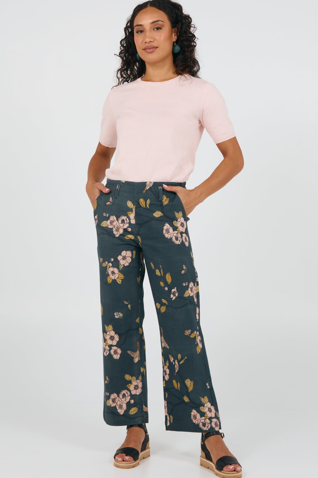 Nova Jeans Sakura