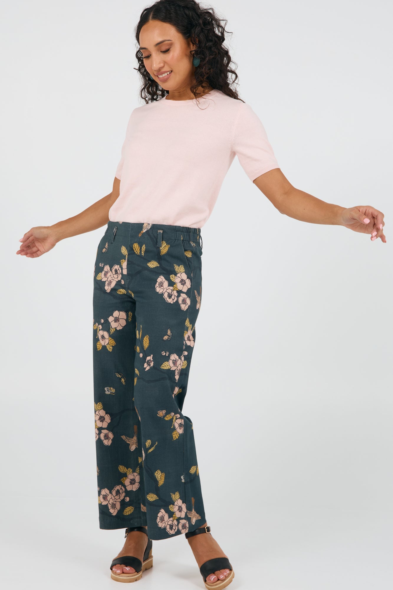 Nova Jeans Sakura