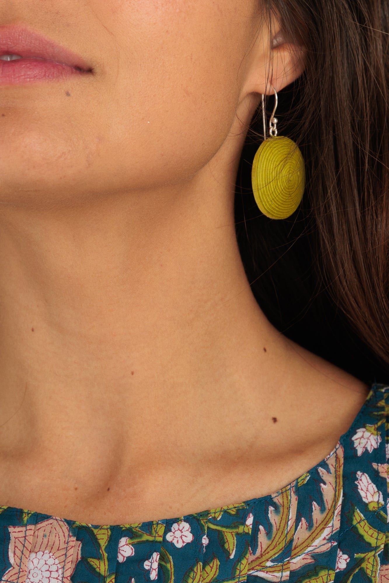 Swirl Earrings Pistachio