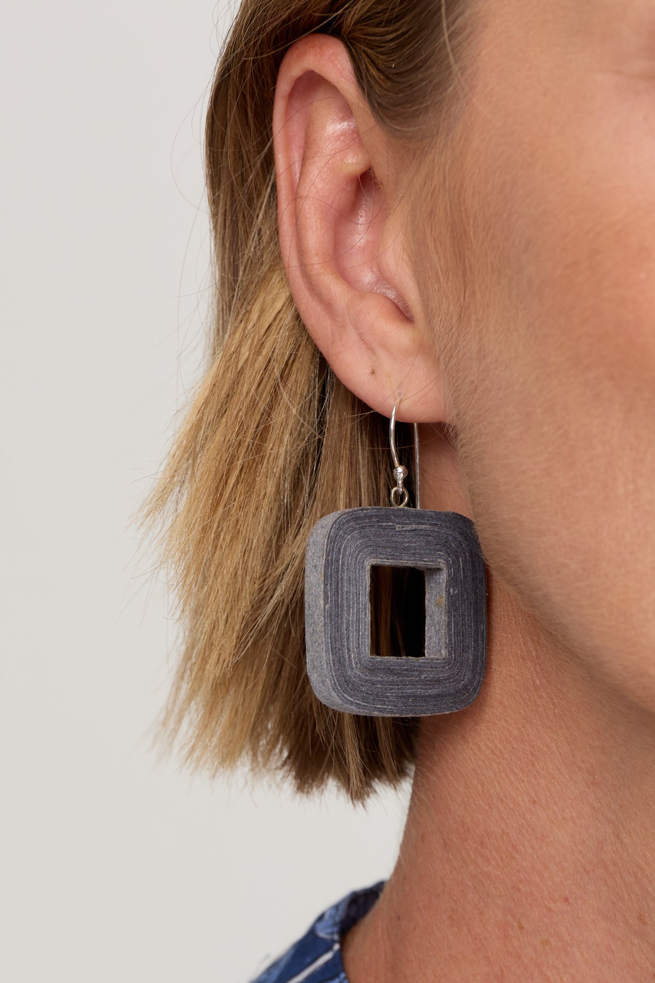 Square Earrings Titanium