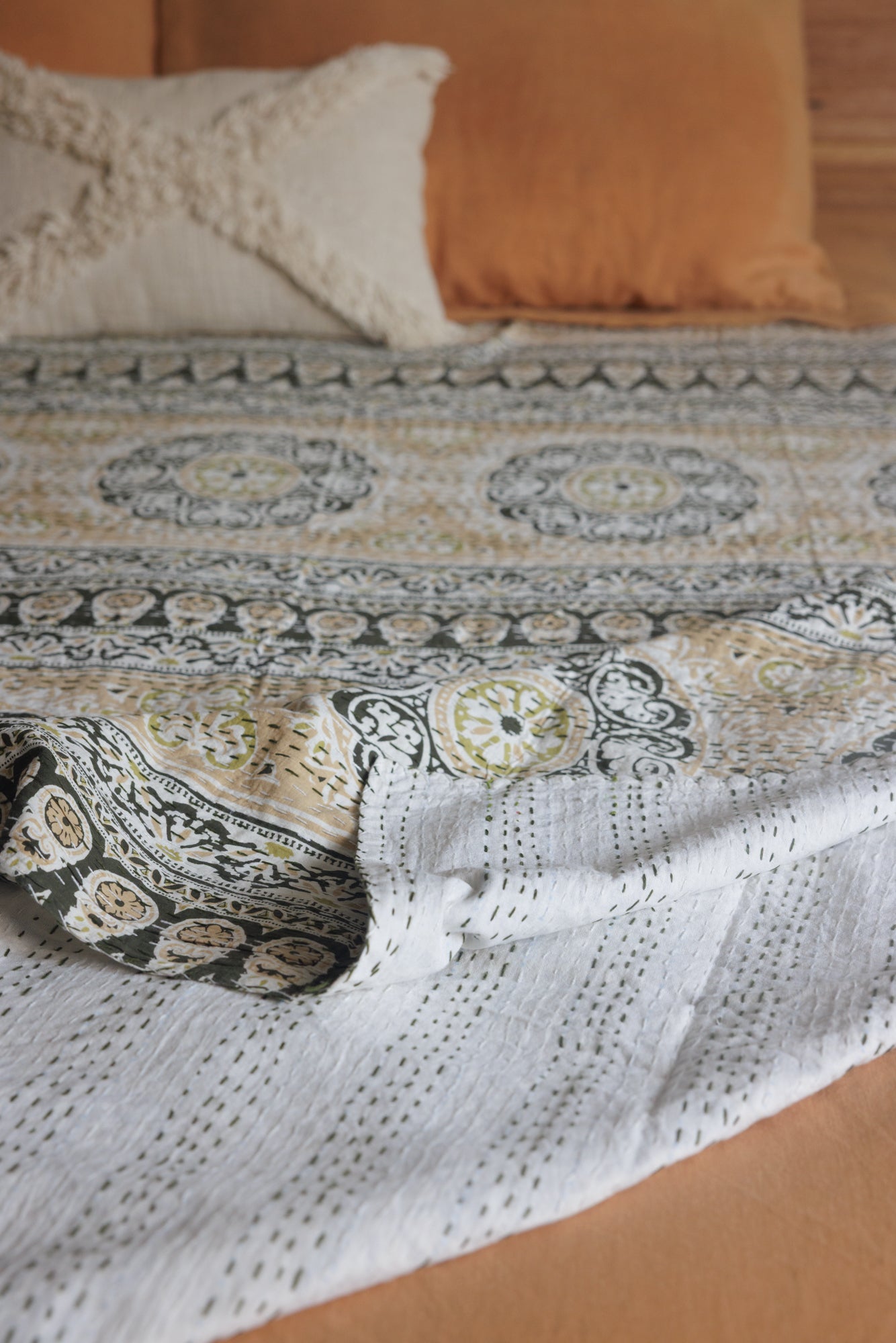 Kantha Quilt Rustic Sunrise