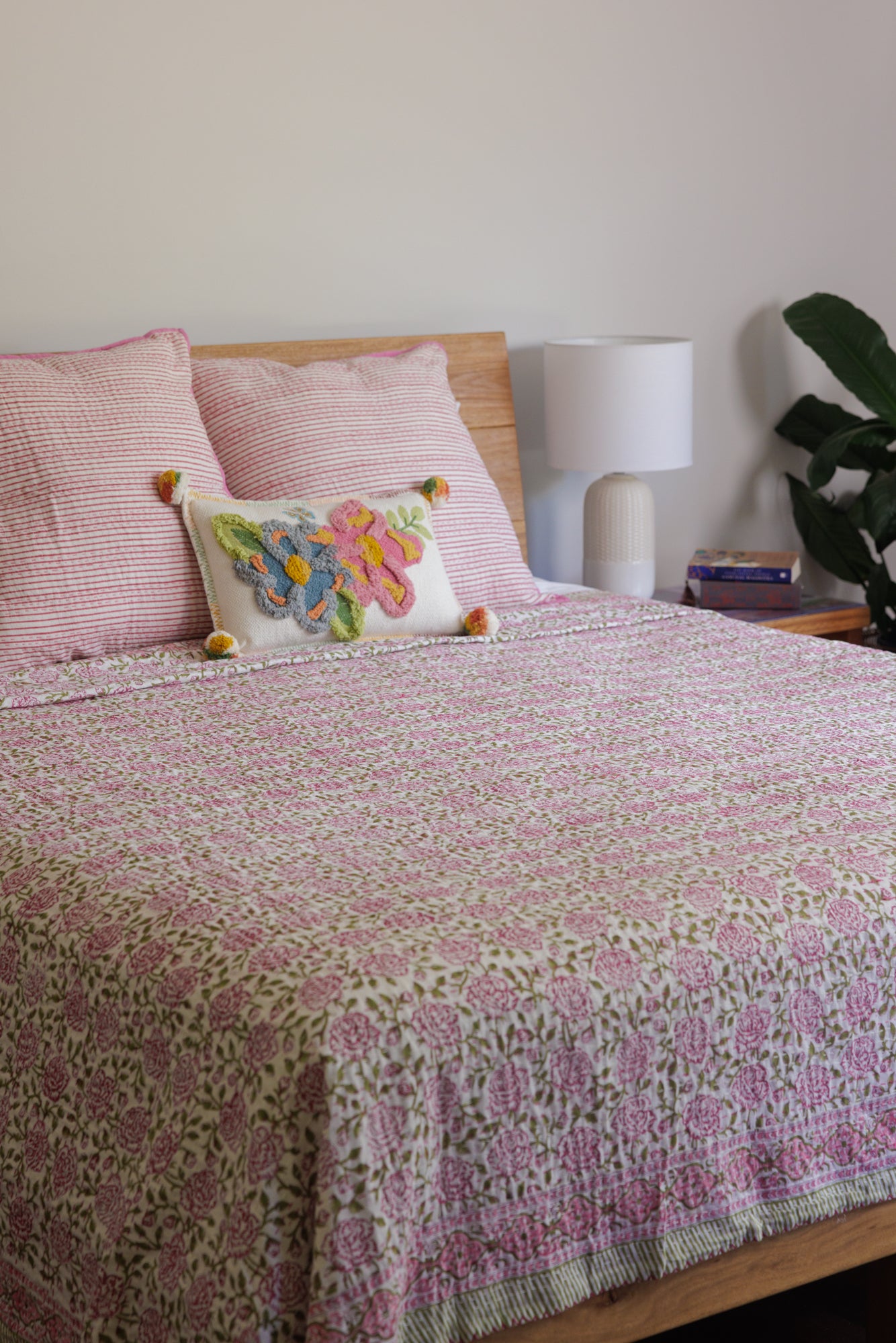 Kantha Quilt Pink Rose Bouquet