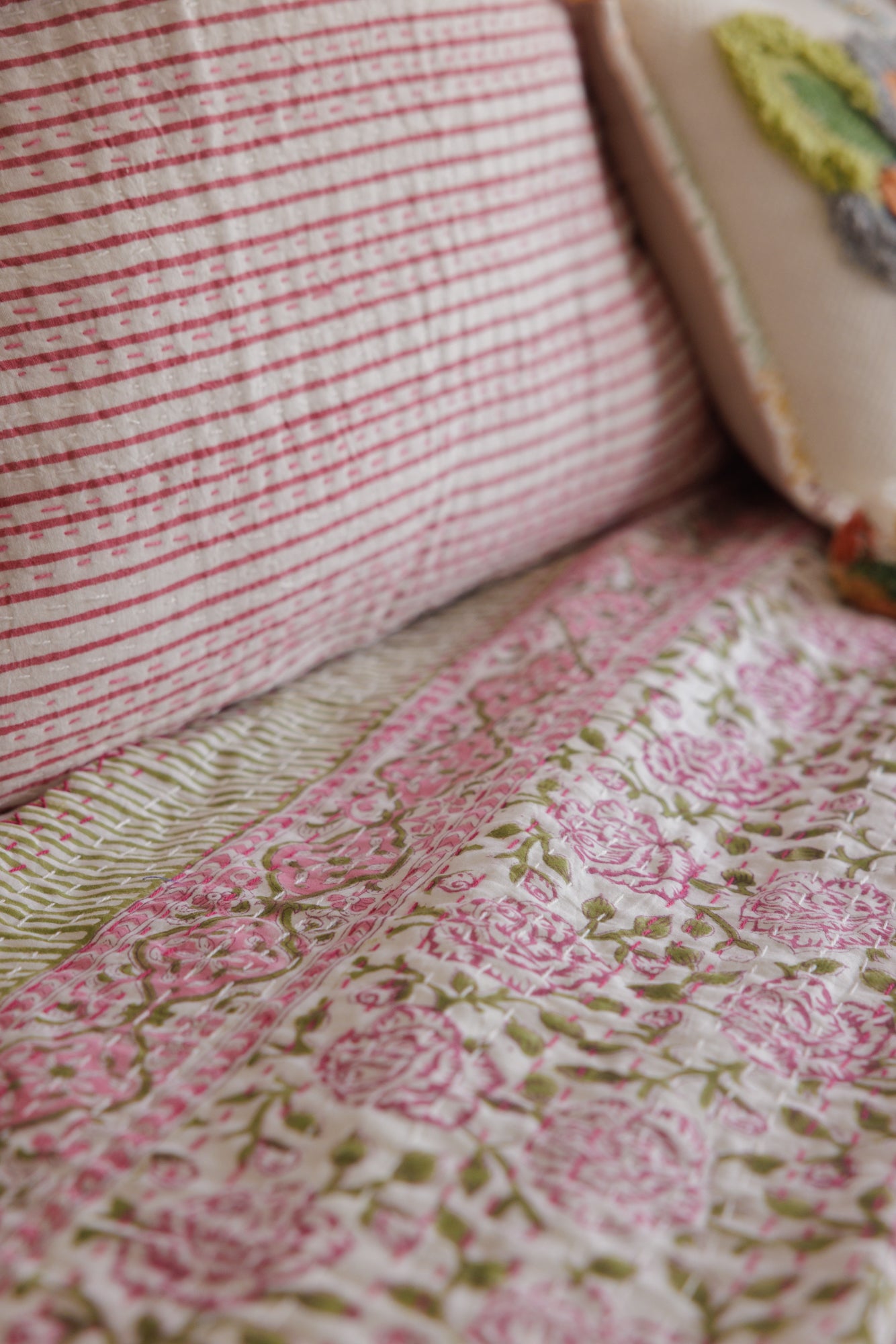 Kantha Quilt Pink Rose Bouquet