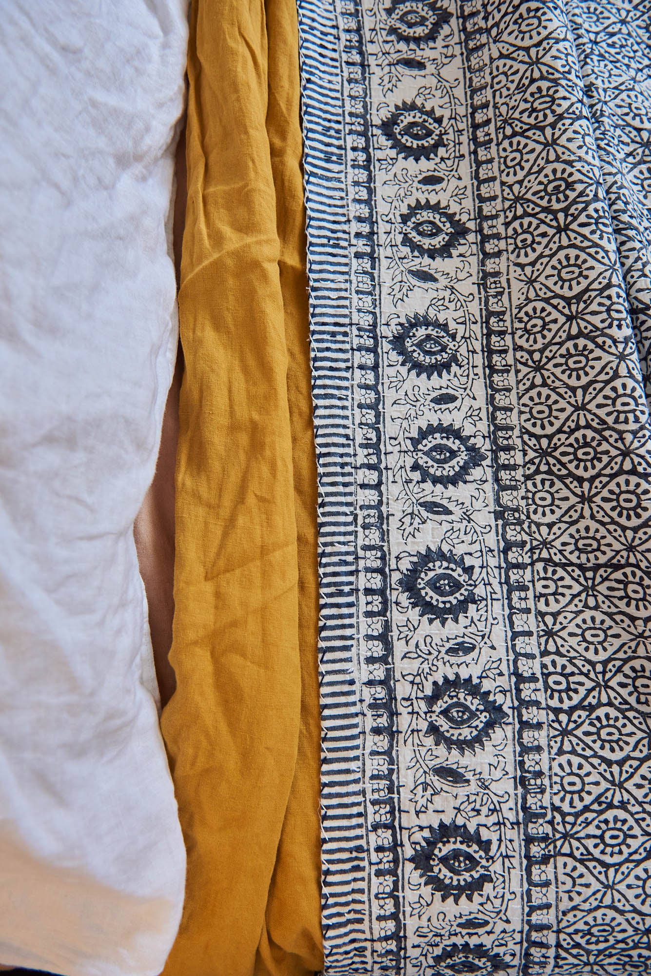 Kantha Quilt Crystal Graphite